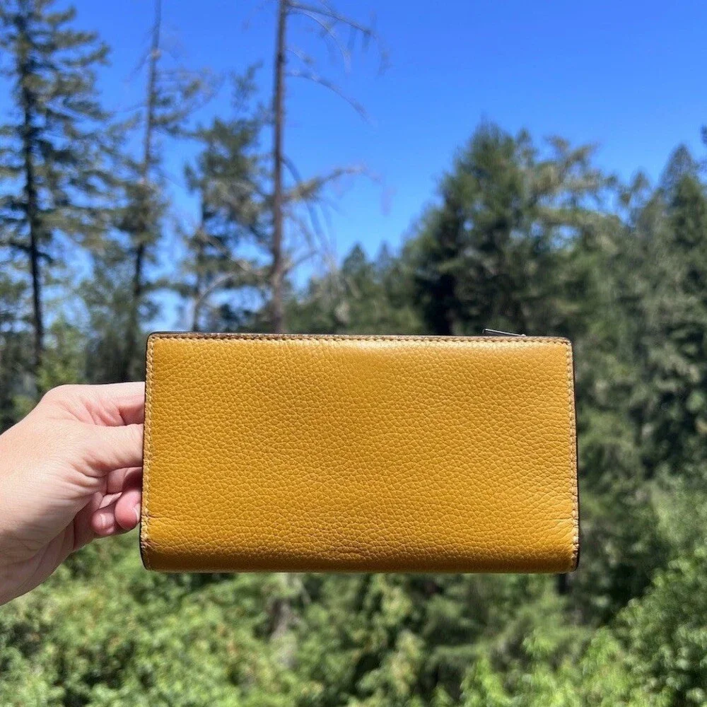 COACH Yellow Pebble Leather Bifold Snap Wallet with Gunmetal Hardware AUTHENTIC